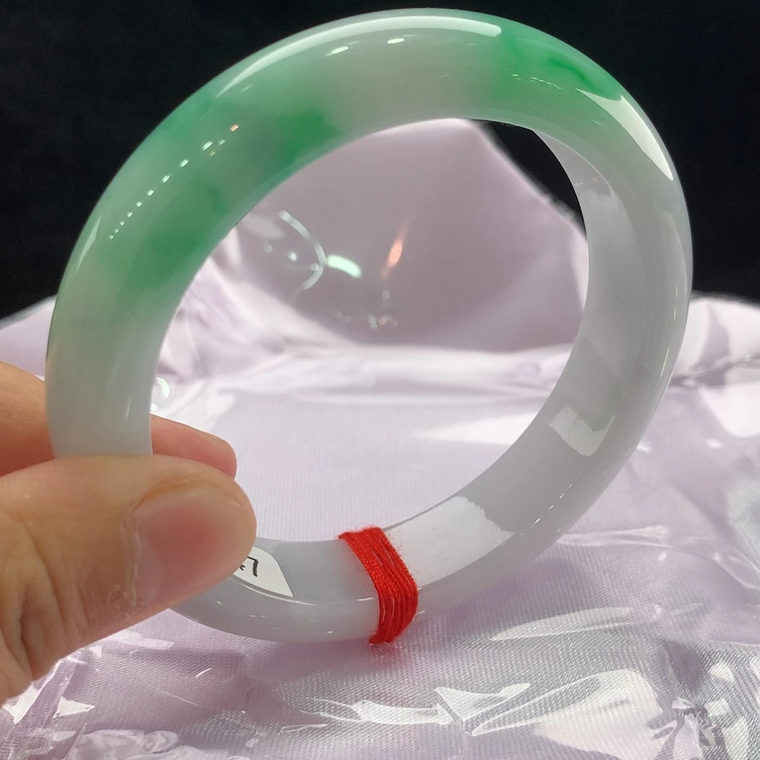 翡翠未镶嵌手镯圈口62