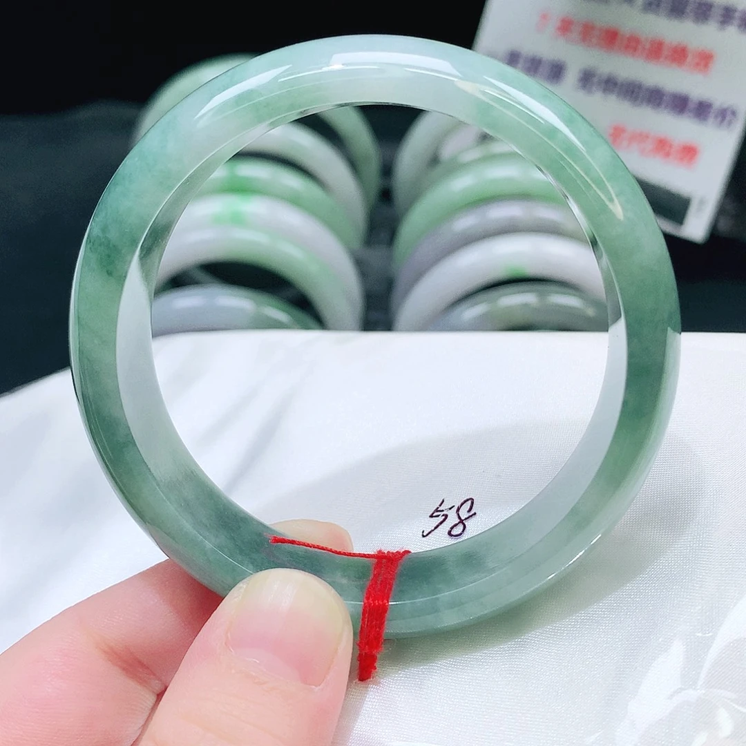 翡翠未镶嵌手镯602