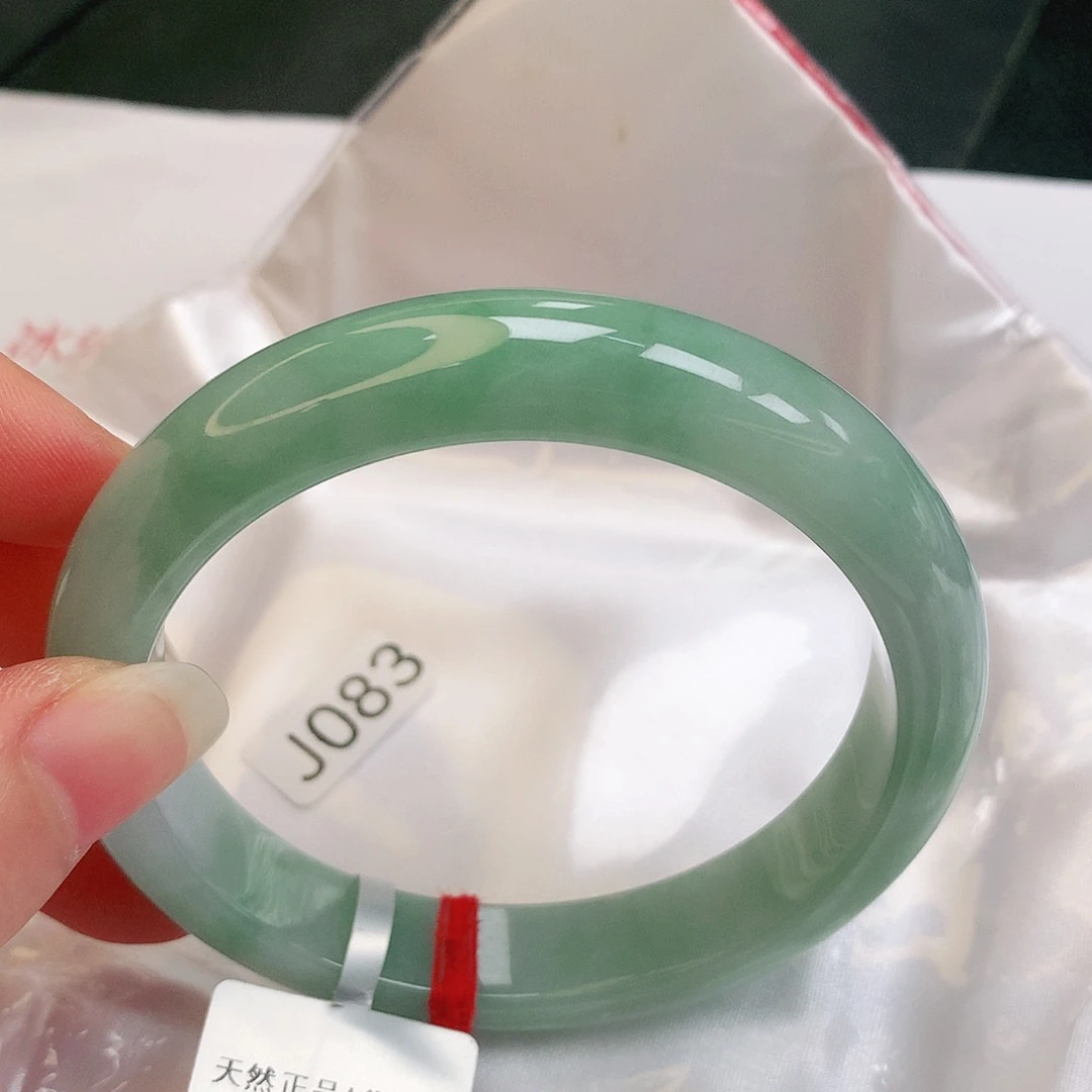 【闪购商品】翡翠手镯未镶嵌缅甸天然a货翡翠