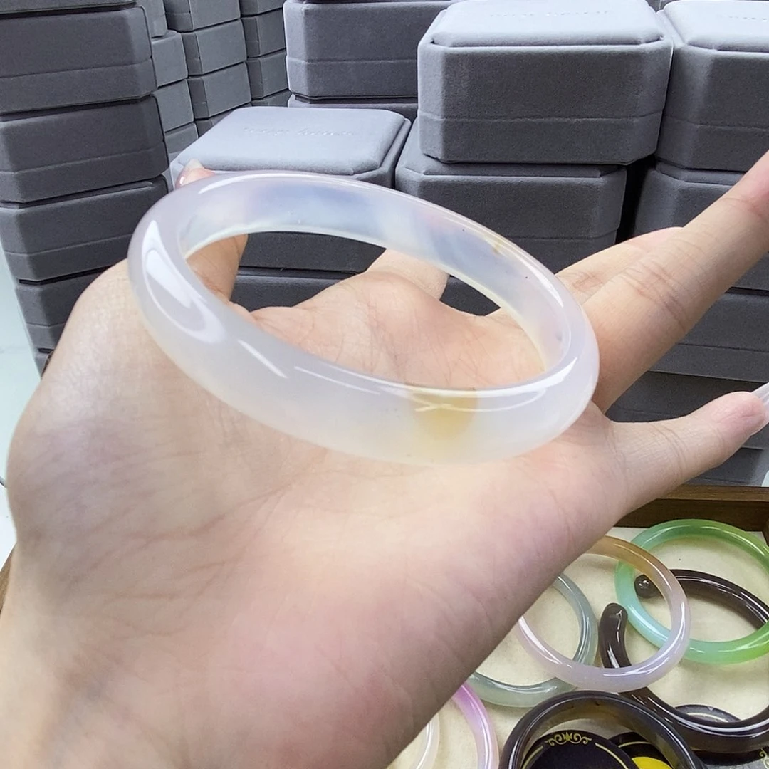 玛瑙/玉髓手镯合金60