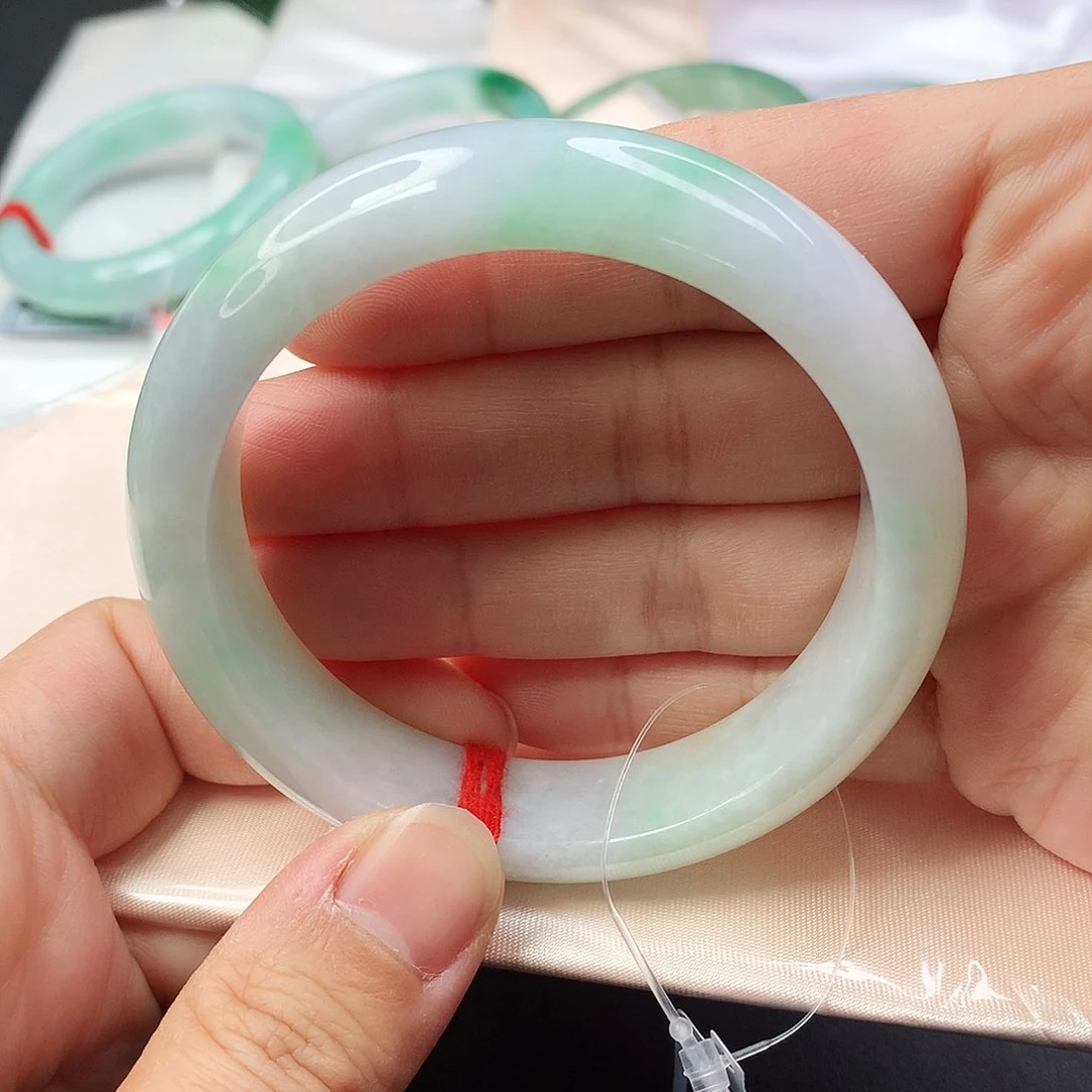 未镶嵌手镯翡翠4