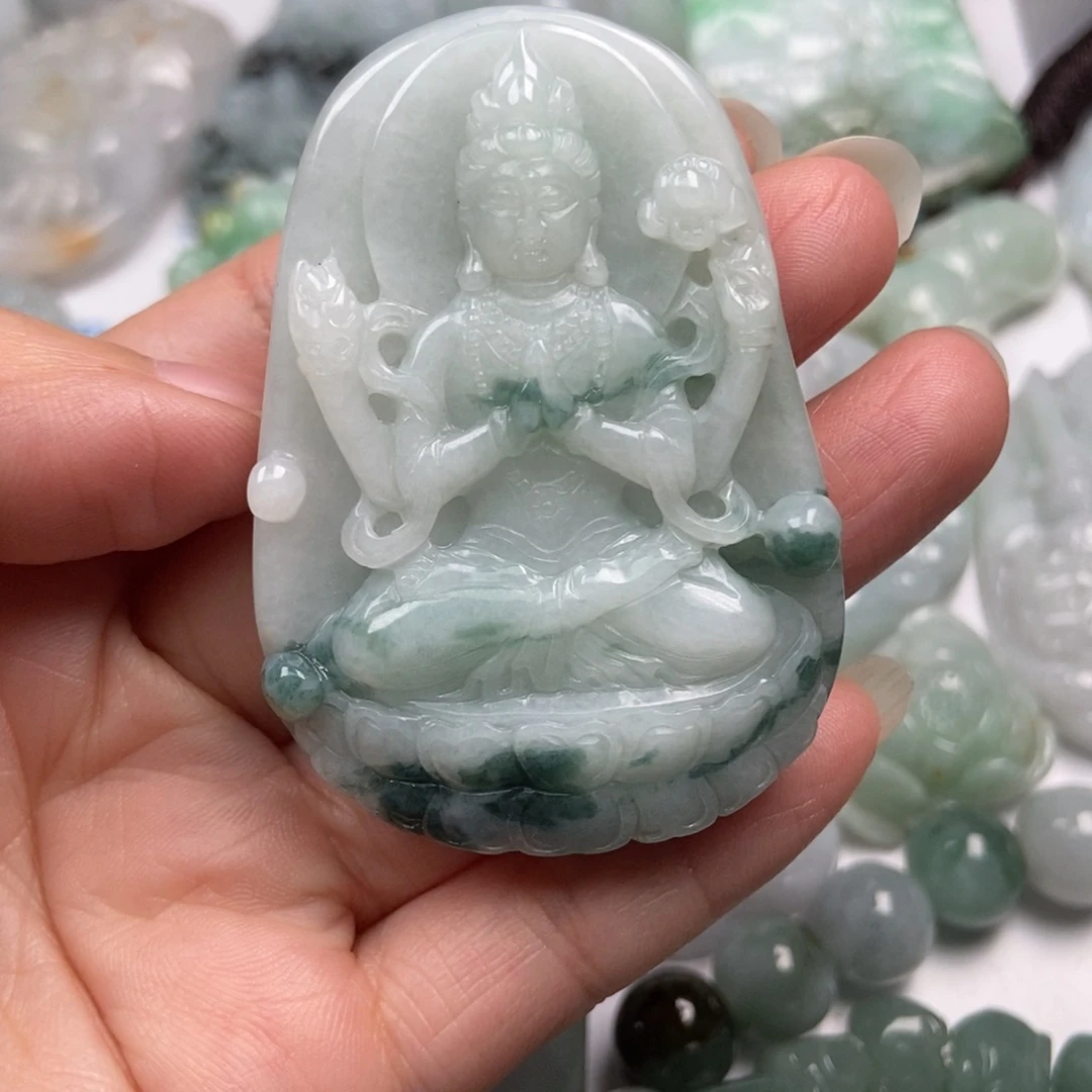 东***)翡翠未镶嵌颈饰翡翠