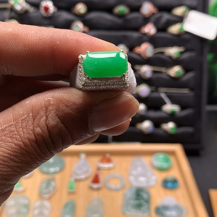 翡翠裸石缅甸天然A货翡翠