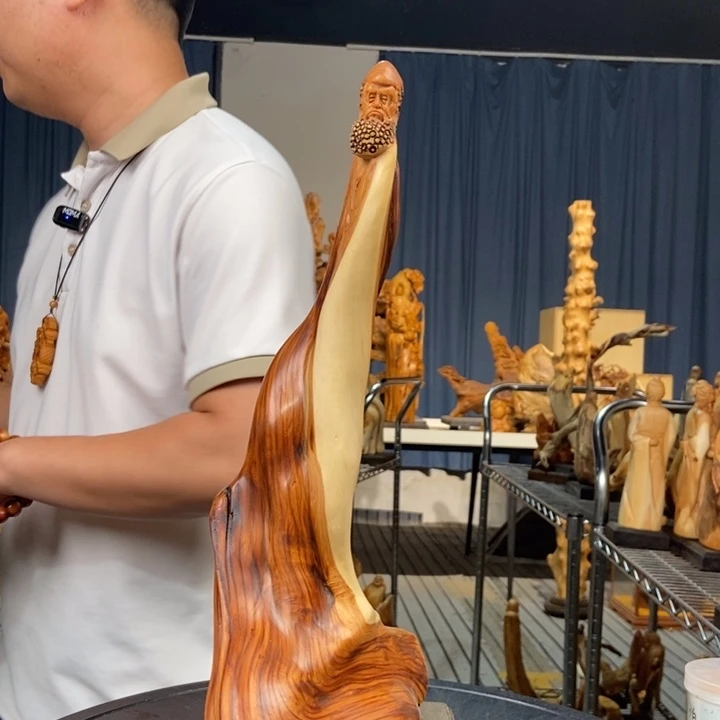 柏木（崖柏）随型摆件