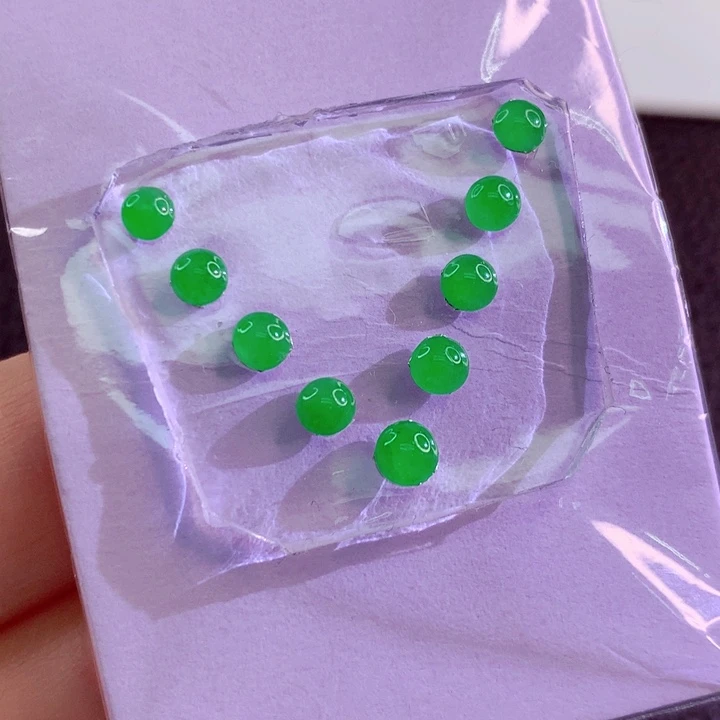 定制翡翠未镶嵌翡翠