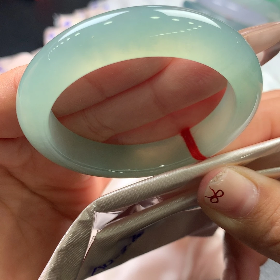 翡翠未镶嵌手镯12号