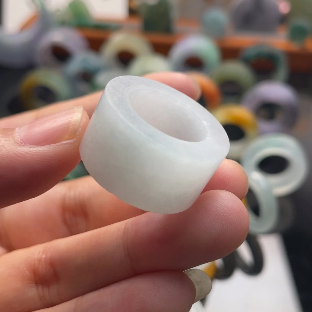 定制翡翠未镶嵌  宽版白月光