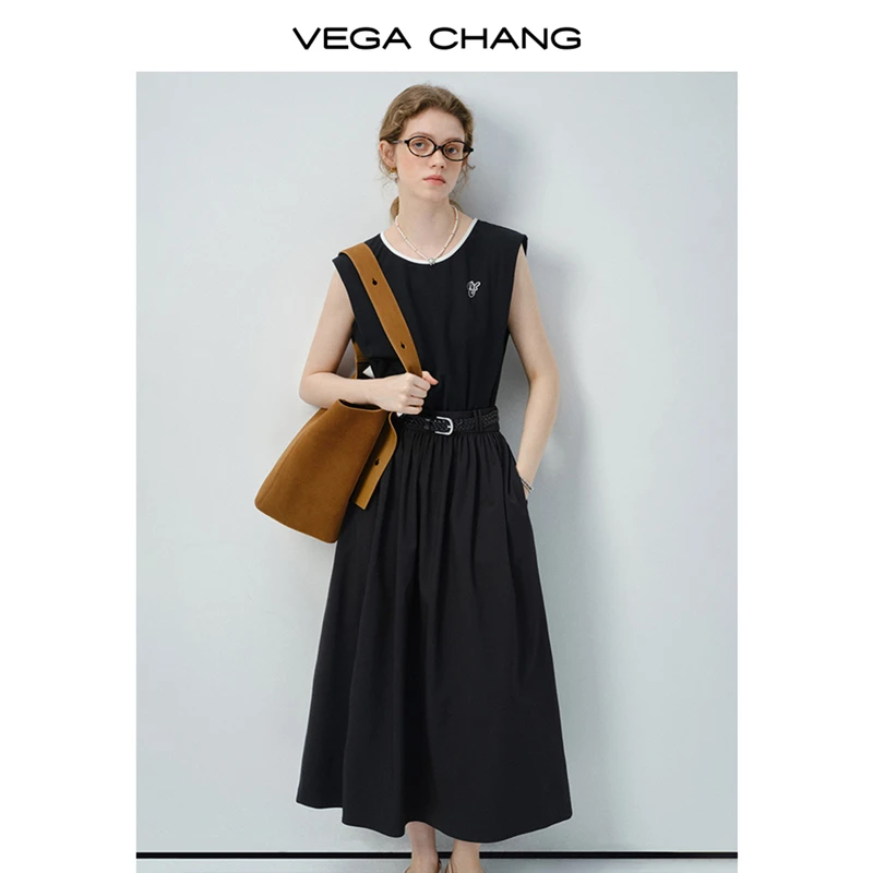 VEGA CHANG无袖连衣裙女2025年新款夏季假两件撞色领口长裙0427JJ