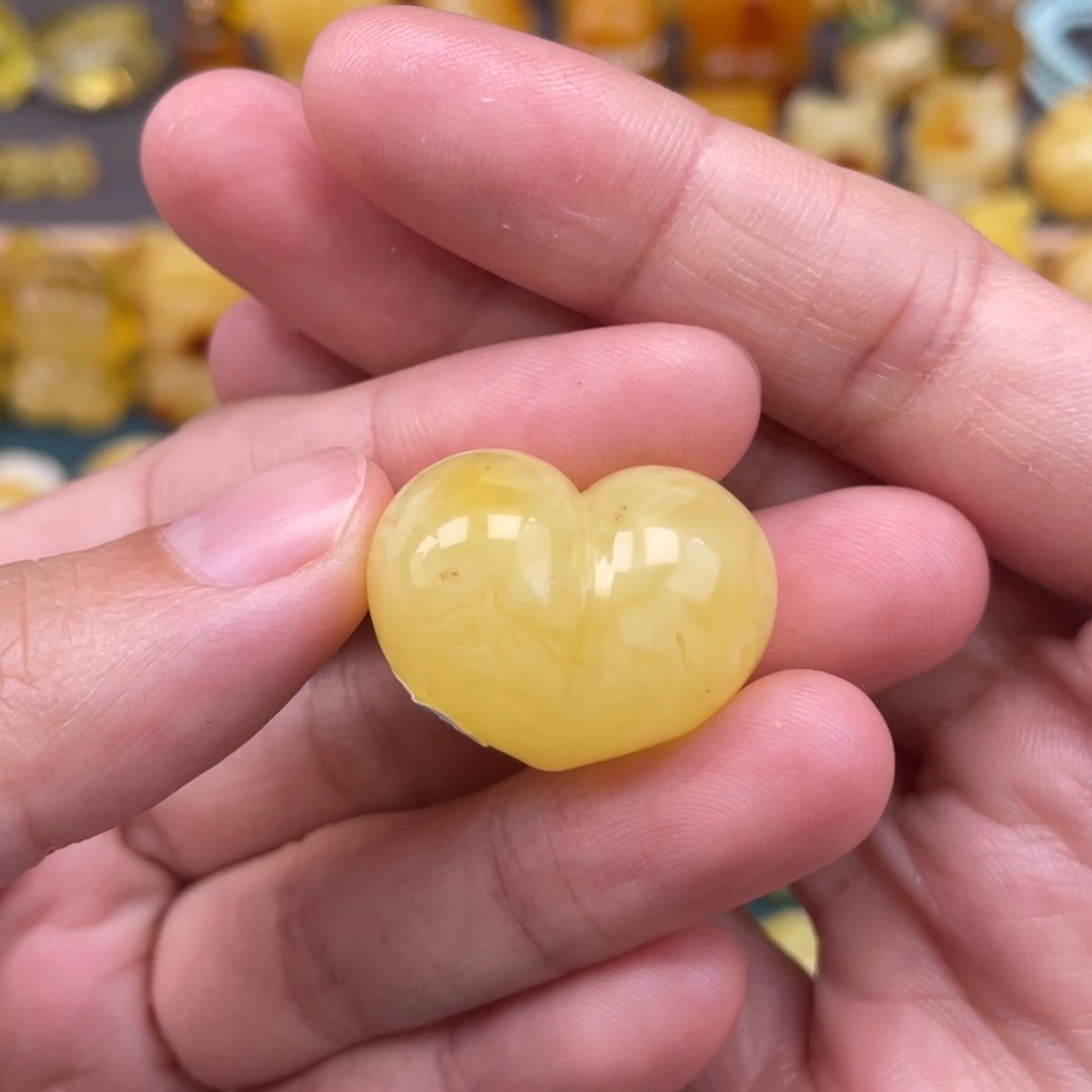 裸石琥珀未镶嵌蜜蜡