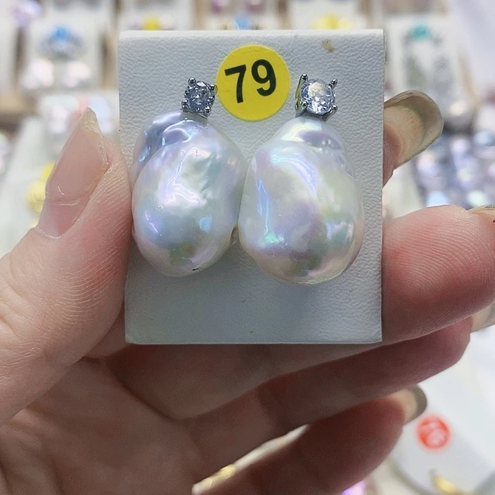 银S925镶嵌耳饰淡水珍珠