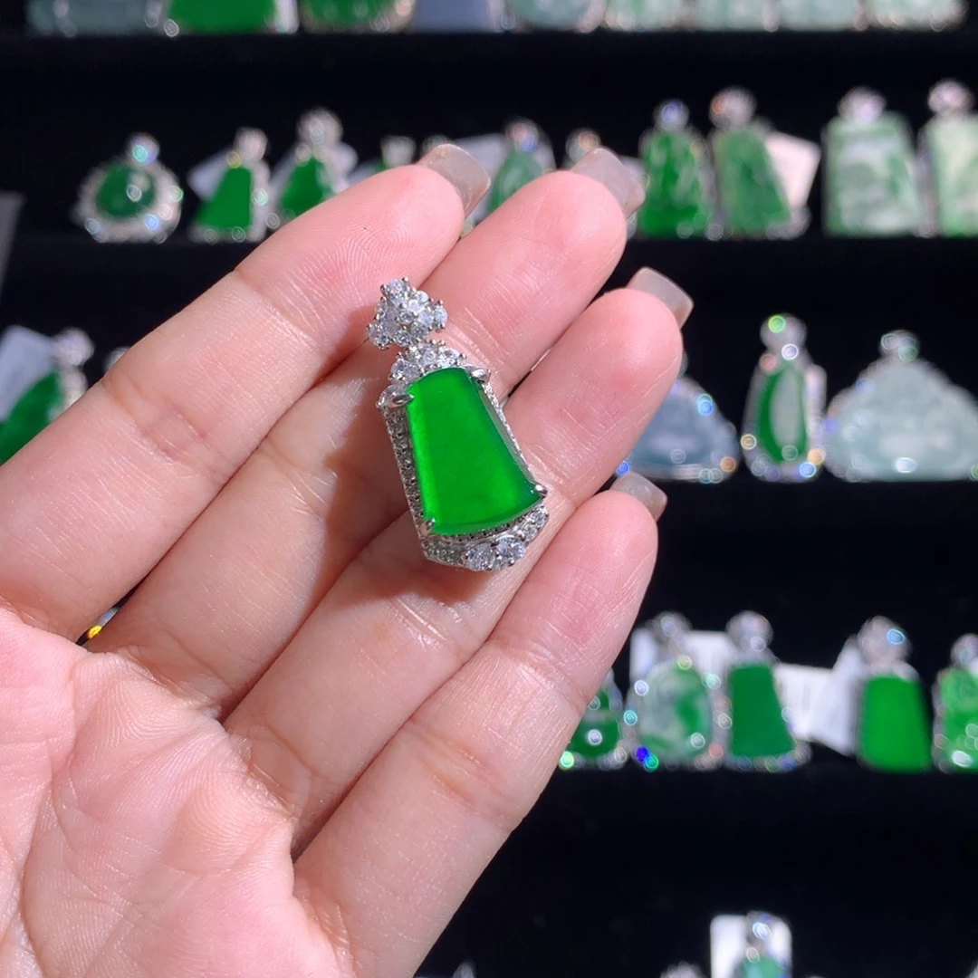 【闪购商品】翡翠银S925镶嵌颈饰天然翡翠