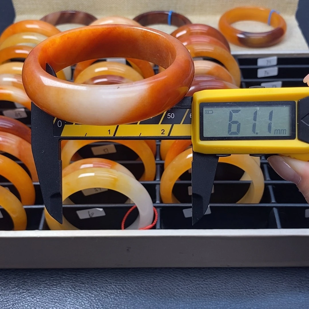 合金石英质玉（黄龙玉）手镯70号