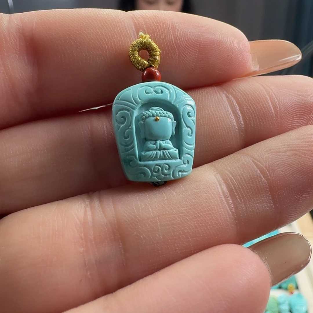 绿松石未镶嵌颈饰