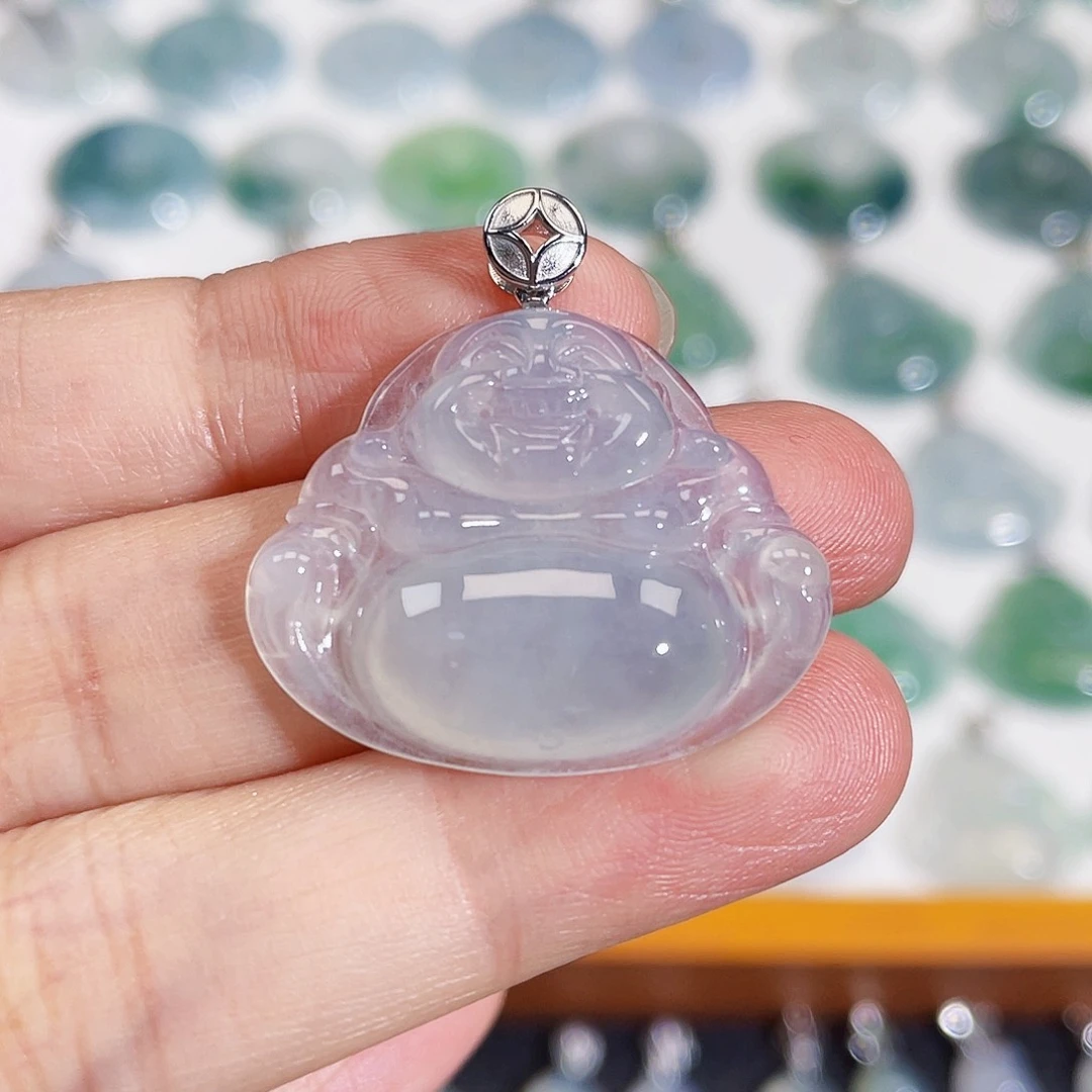 颈饰18K金镶嵌翡翠吊坠