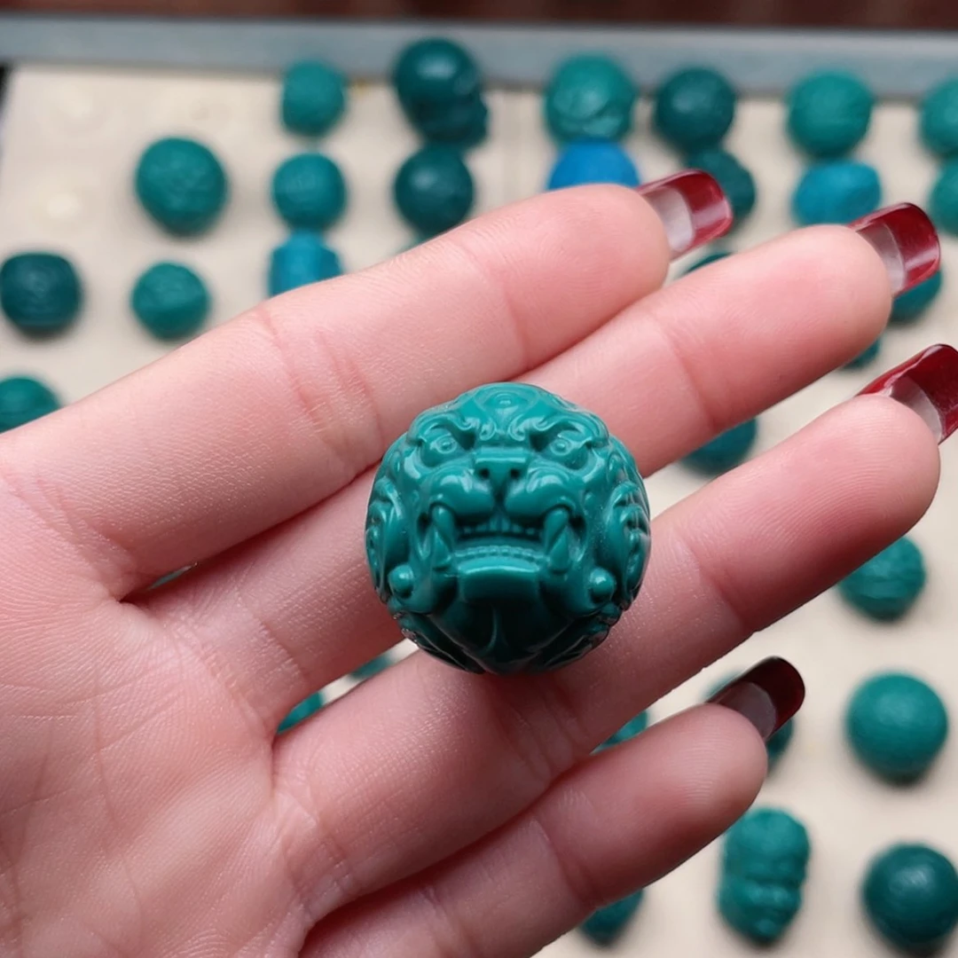 【闪购商品】玻璃颈饰老油绿貔貅23左右一个