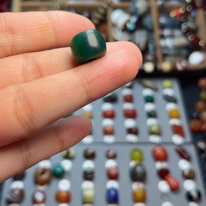 玛瑙/玉髓未镶嵌珠宝半成品今****月