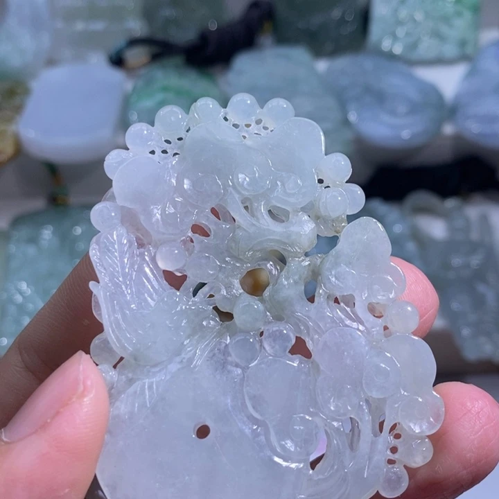 【闪购商品】颈饰未镶嵌翡翠喜上眉梢
