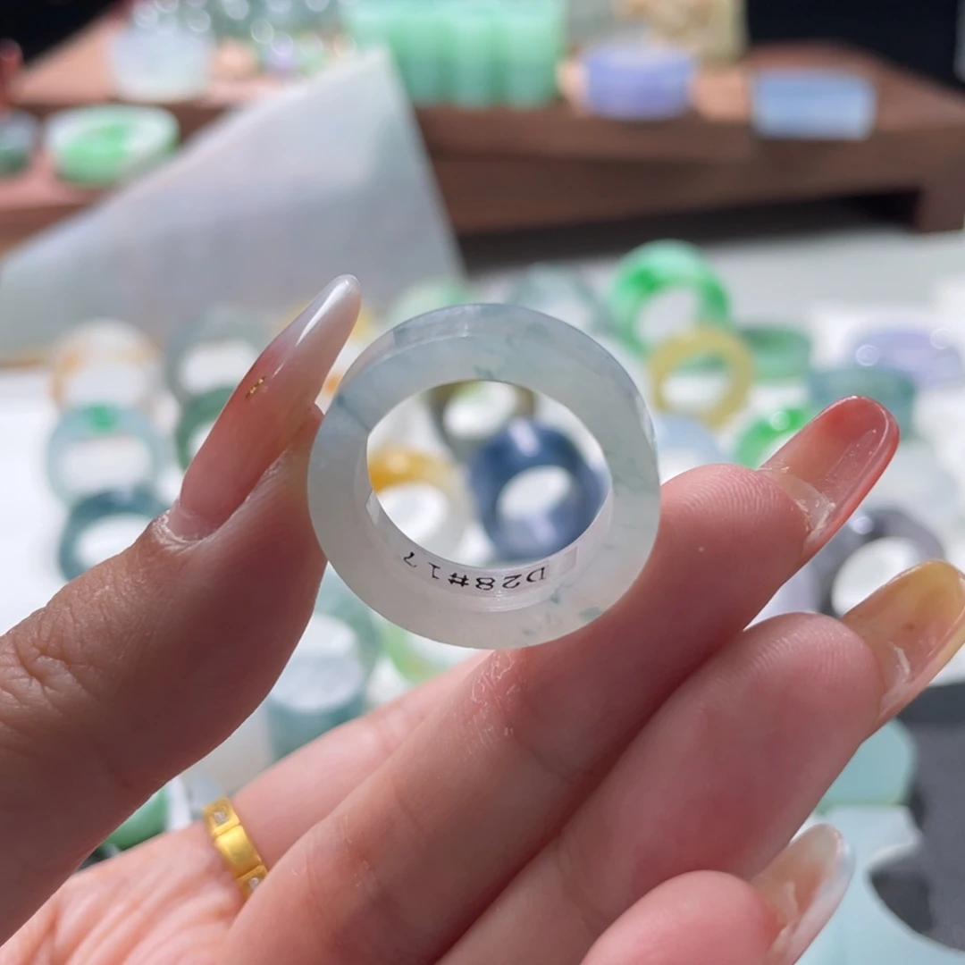 定制翡翠未镶嵌圈口18