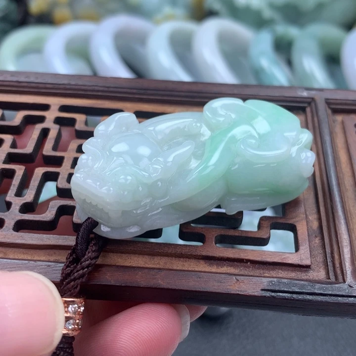 翡翠未镶嵌颈饰翡翠A货S031