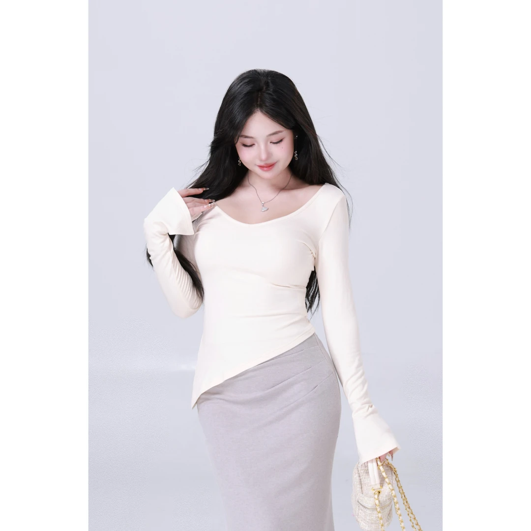 618清清MengFairy 【经典好穿】气质温柔长袖百搭磨毛上衣3641M