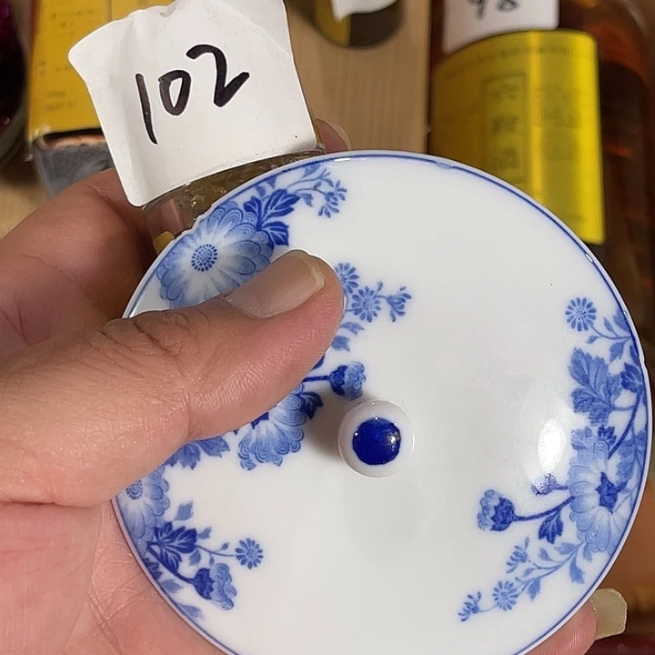 瓷片回流瓷器瓷片102