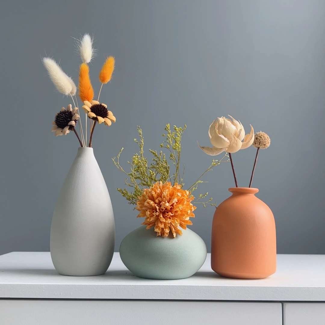 摆件陶瓷小花瓶摆件含花总高约20-30cm