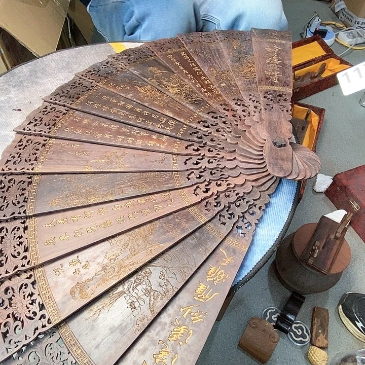 交趾黄檀（大红酸枝）广****赁117