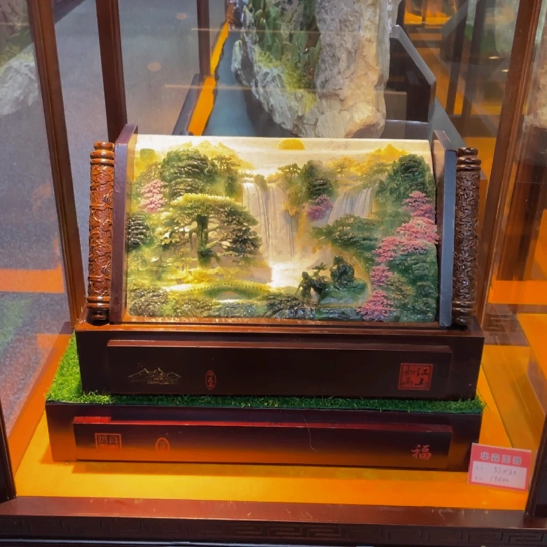 蛇纹石玉未镶嵌摆件