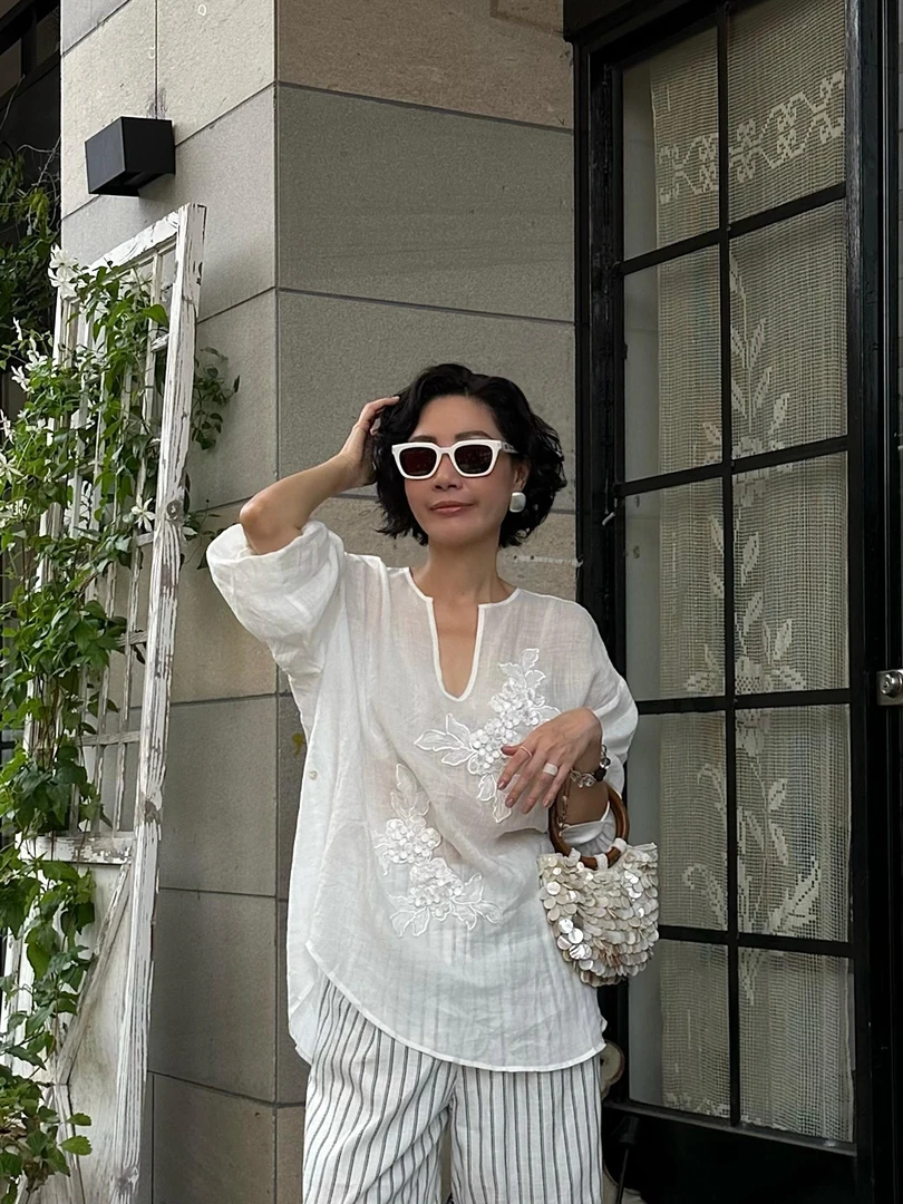 WUWU STUDIO【春树】新中式复古优雅立体浮雕手工刺绣衬衫上衣3291