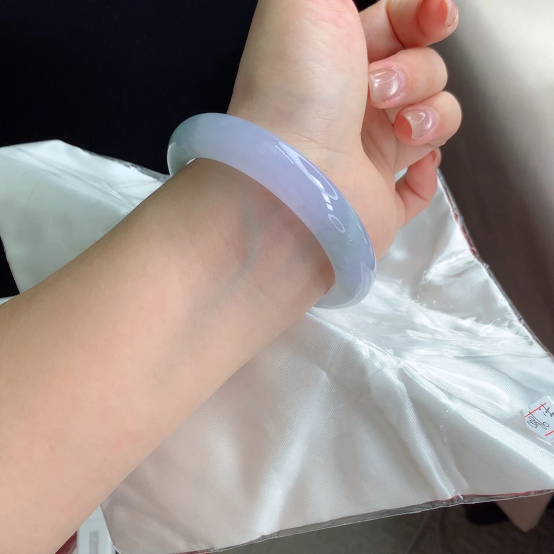 翡翠手镯未镶嵌，24号