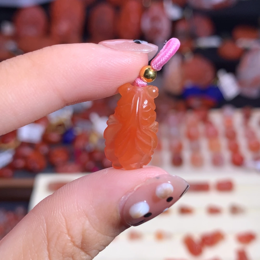 蕾***南红玛瑙未镶嵌珠宝半成品鱼2
