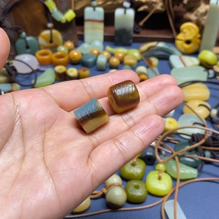 *****蛇纹石玉未镶嵌颈饰