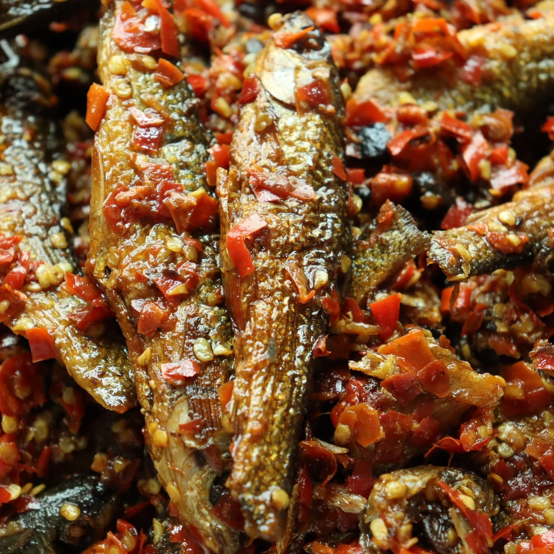 香辣手撕鱼湖南特产下饭菜烟熏手撕鱼火焙鱼零食小吃瓶装即食鱼干