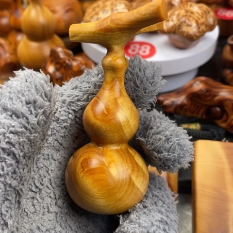 【闪购商品】柏木（崖柏）j***n陈化崖柏葫芦