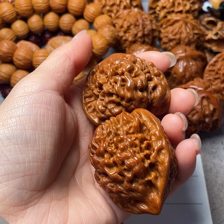 纯***白文玩核桃吊坠官帽