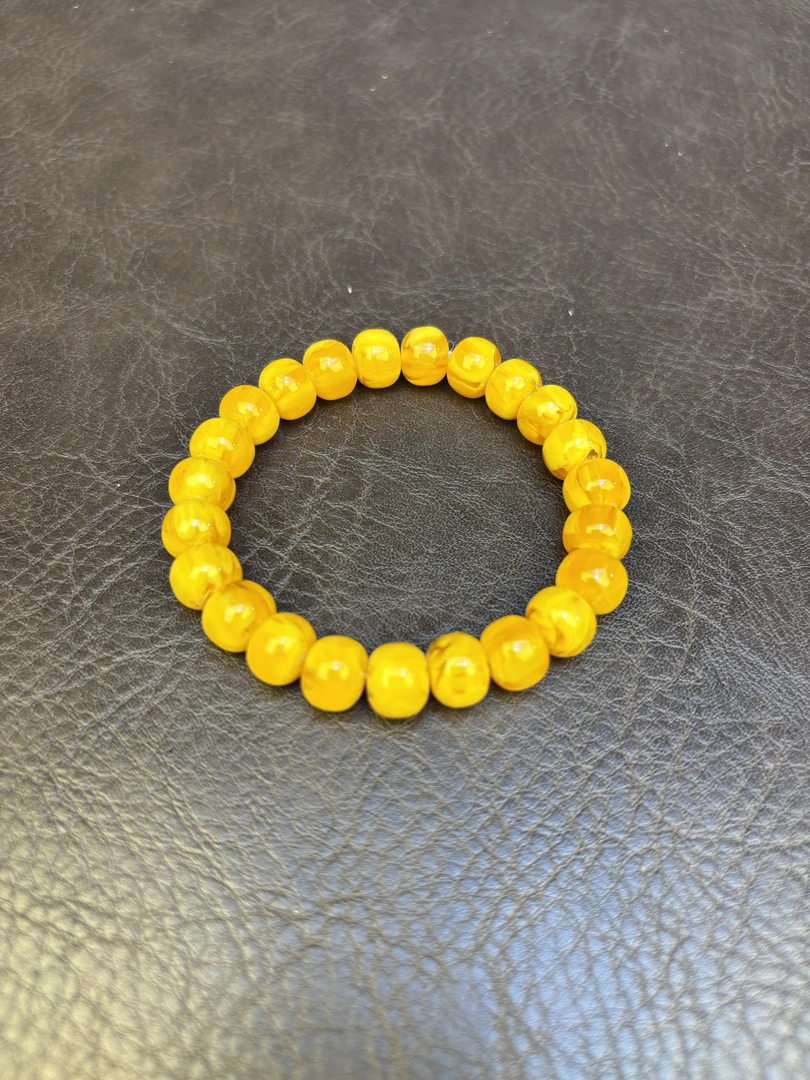 0101鸡油黄 蜜蜡10mm 精品单圈手串xk0101（无礼盒）