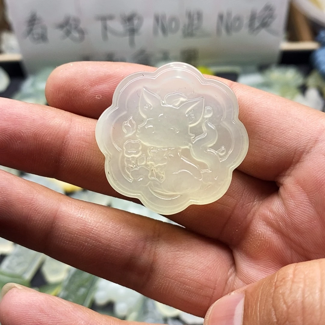 未镶嵌蛇纹石玉颈饰