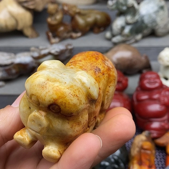 未镶嵌蛇纹石玉颈饰