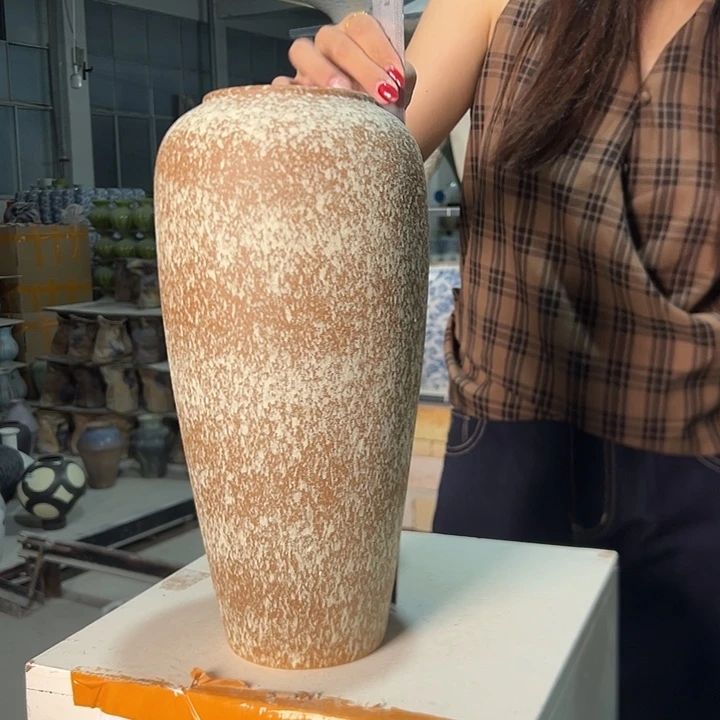 景德镇陶瓷花瓶微瑕介意勿拍