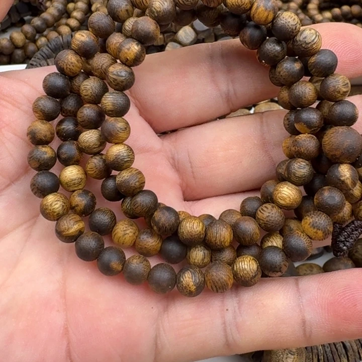 勤***销沉香手串黄奇手串12克加