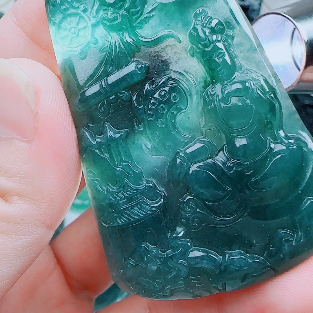 翡翠未镶嵌颈饰24789