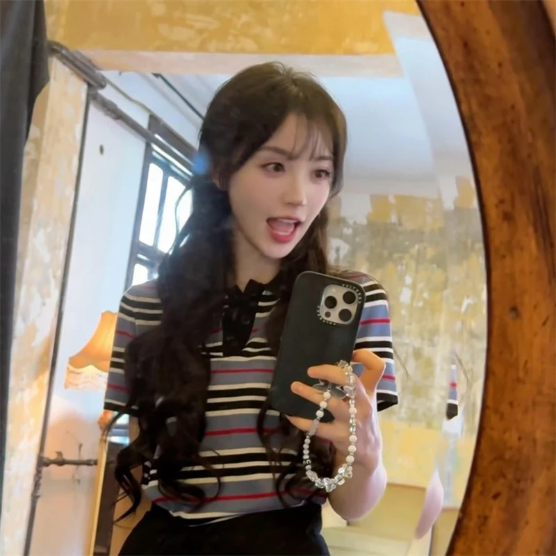 田曦薇蓝紫调撞色条纹针织衫女翻领短袖短款小衫学院风减龄上衣