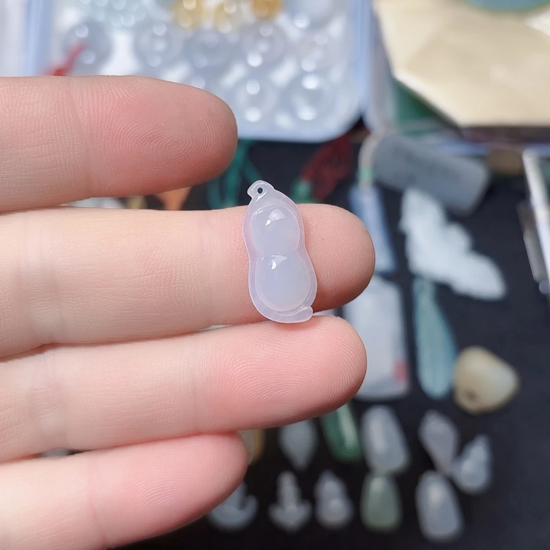 翡翠未镶嵌手链翡翠小葫芦豆