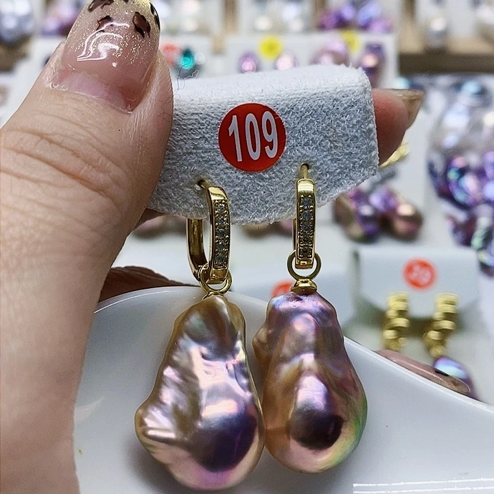 银S925镶嵌耳饰淡水珍珠阿****狗