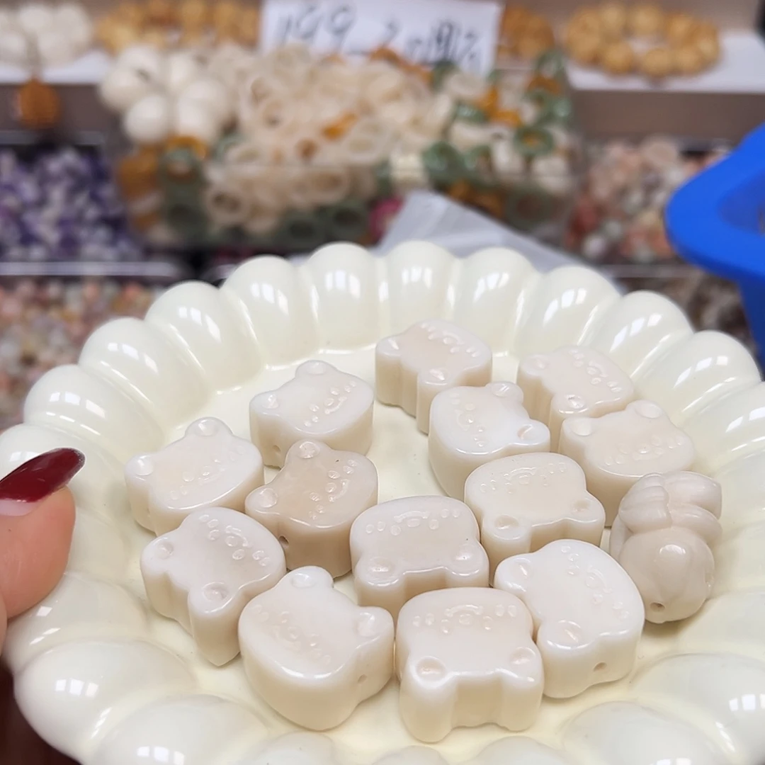 手串菩提根/象牙果通货白小熊拼3颗