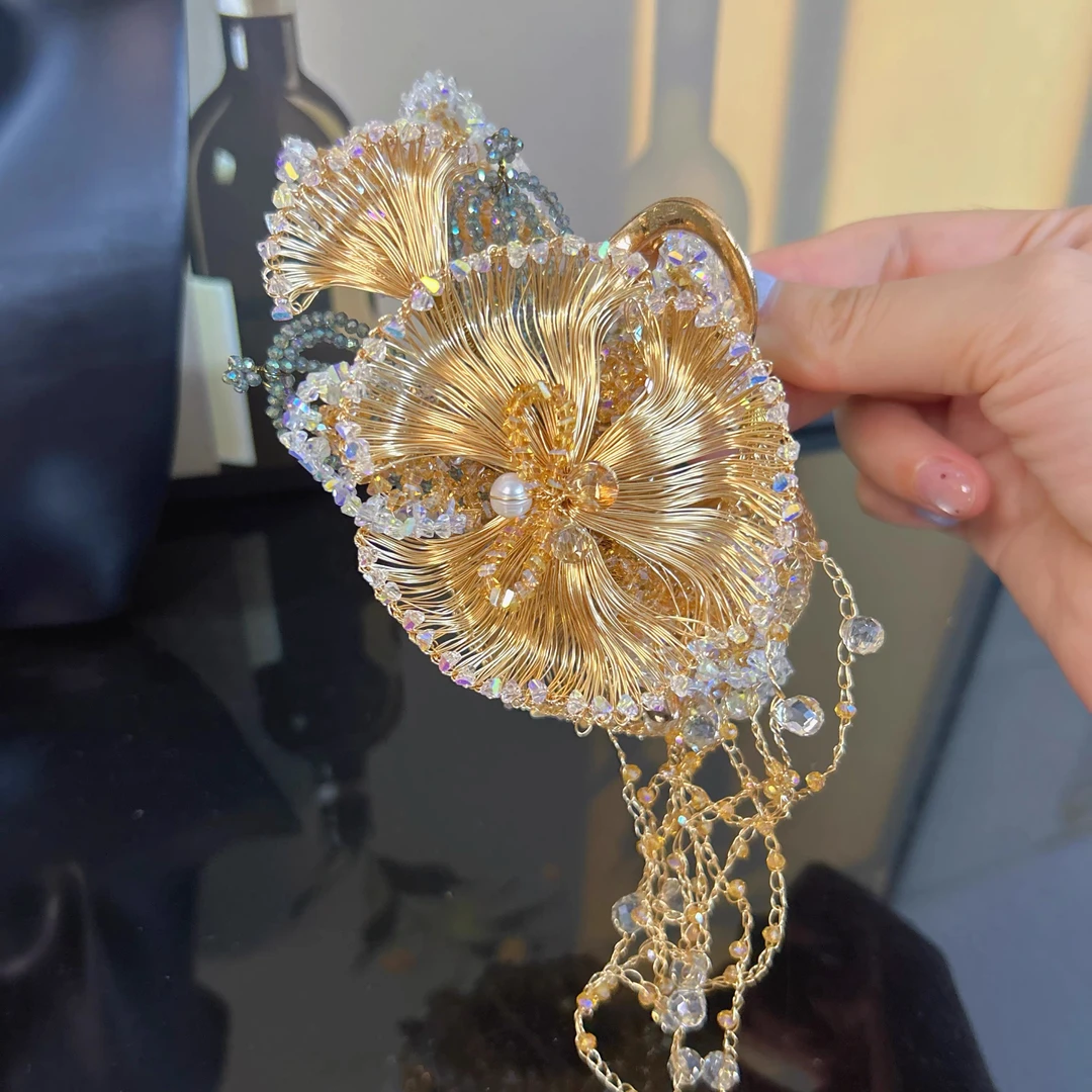 西子家玫瑰太阳花系列手工钩针花朵款高定抓夹流苏金属鲨鱼夹轻奢