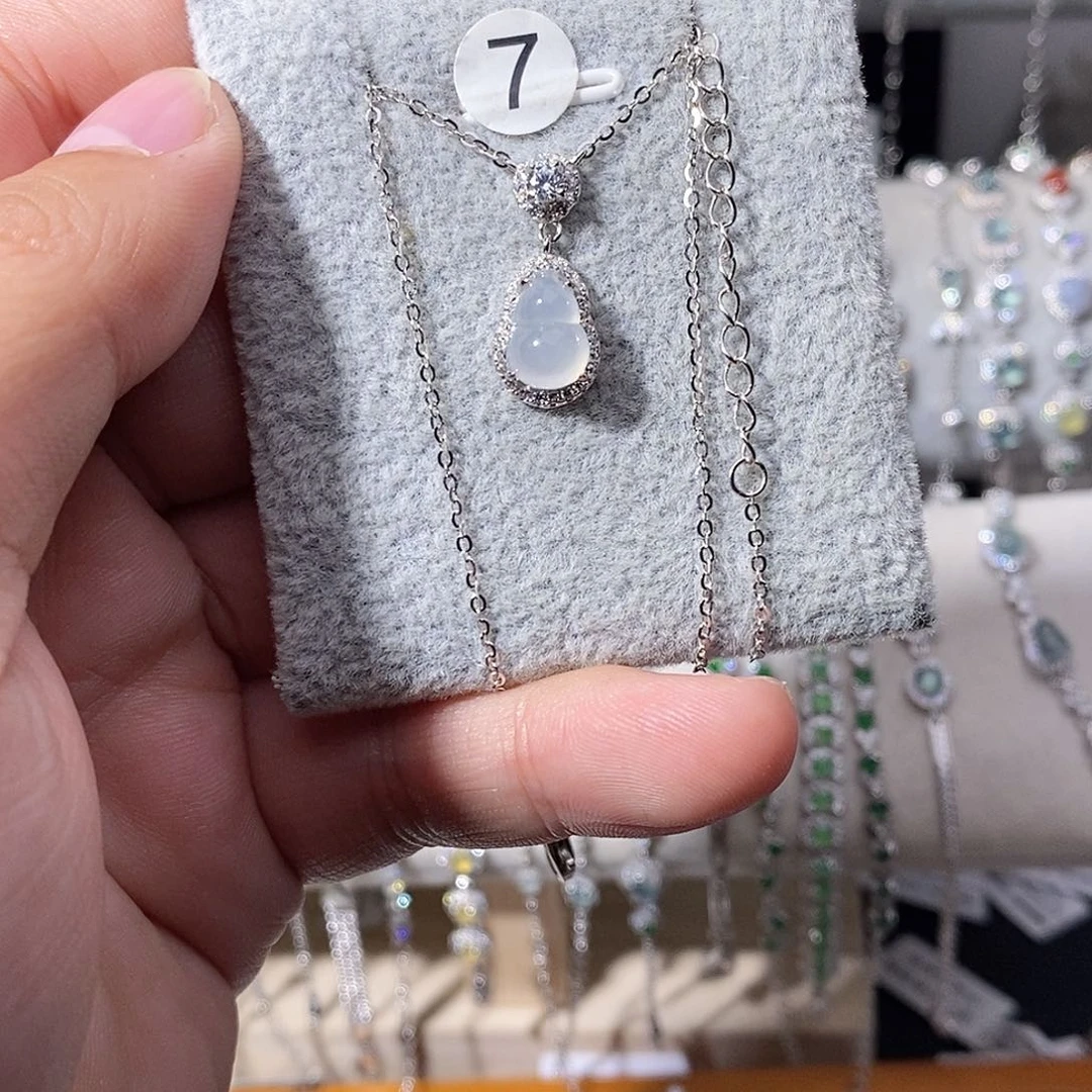 翡翠银S925镶嵌颈饰