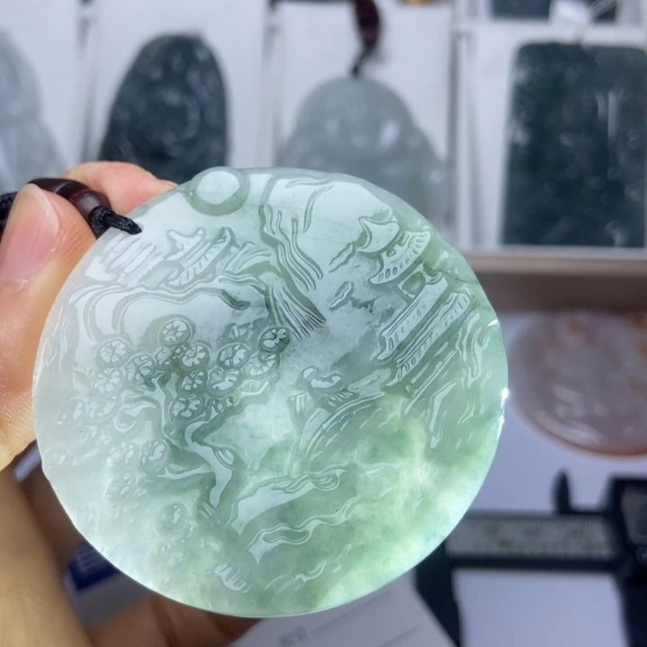 翡翠未镶嵌颈饰翡翠