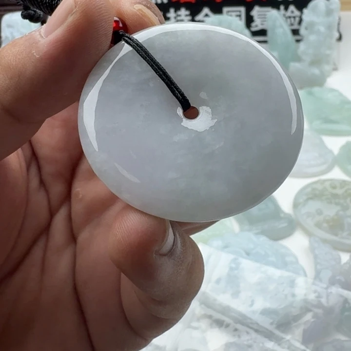 翡翠未镶嵌颈饰天然缅甸A货翡翠