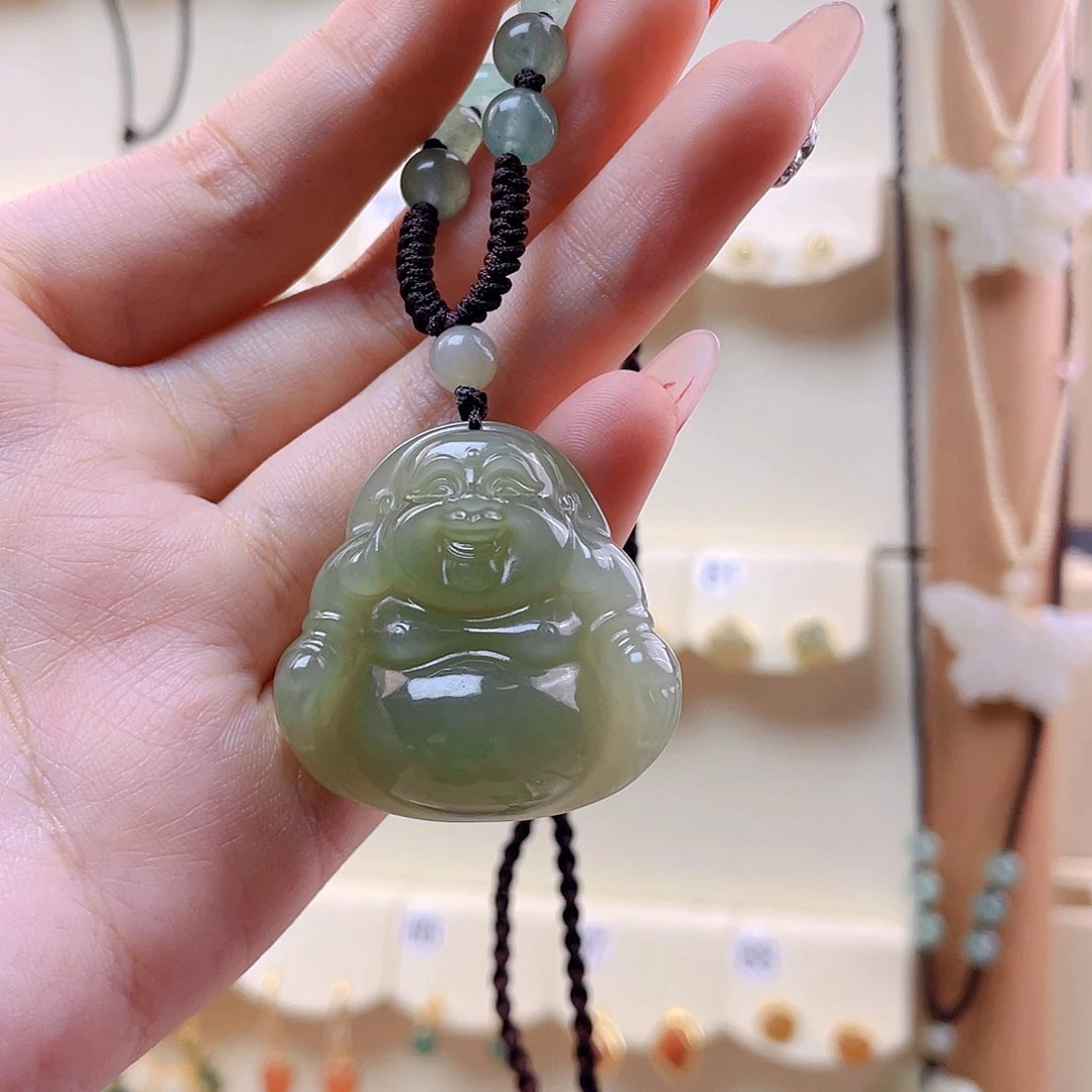 和田玉吊坠(赠链)未镶嵌不***呀